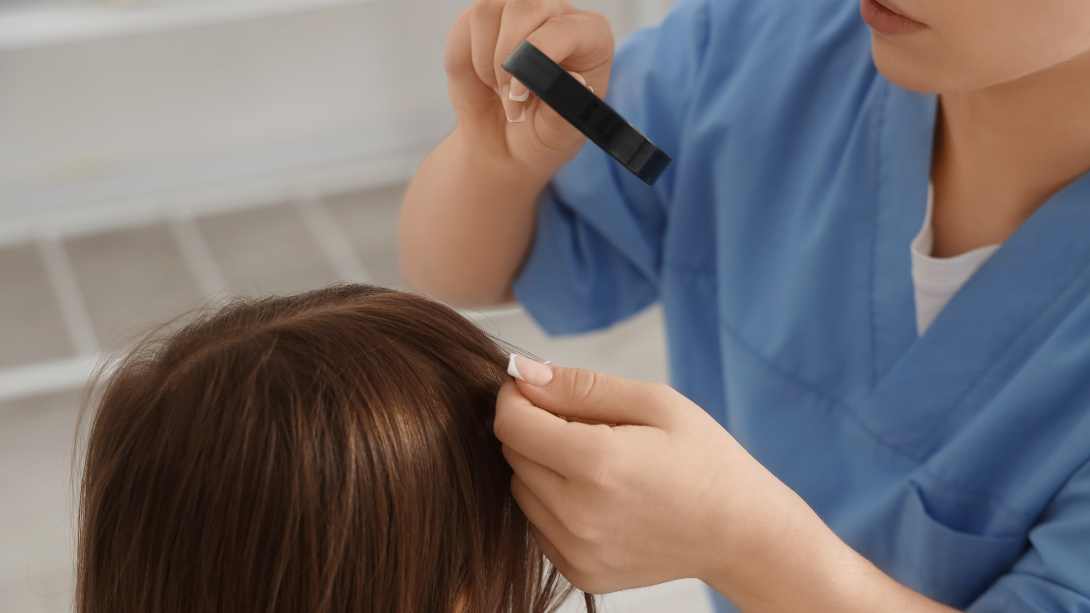 Professional Lice Removal at Home Within 400m